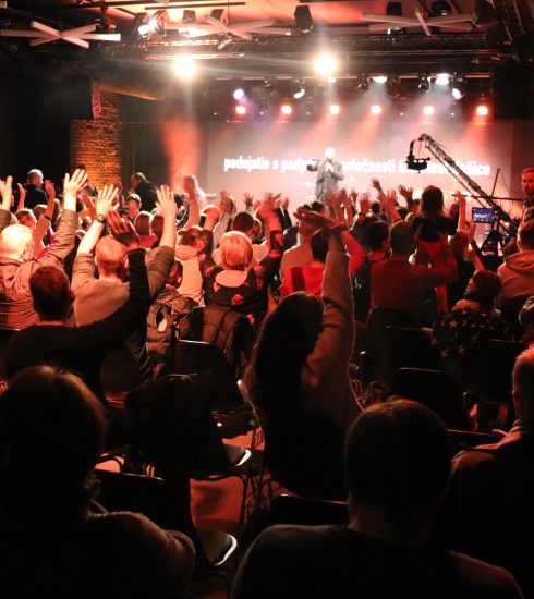 plná sála v košickom Kulturpaku