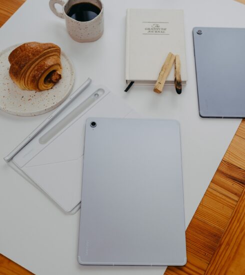 Samsung Mobile Galaxy Tab S10 FE