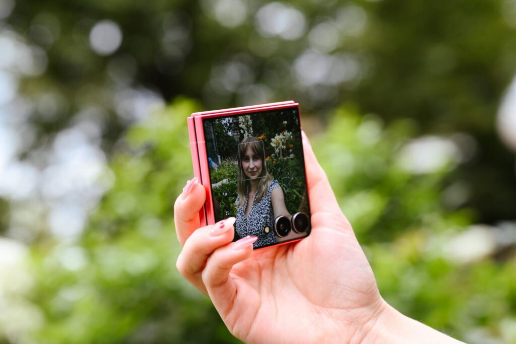 Samsung Galaxy Z Flip7