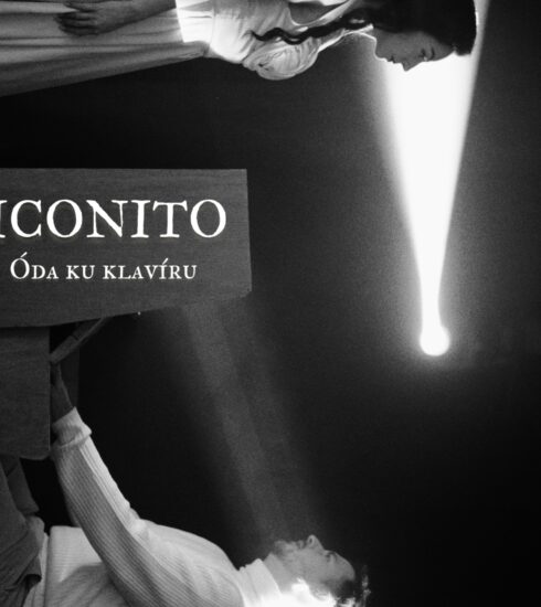 Iconito - Óda ku klavíru