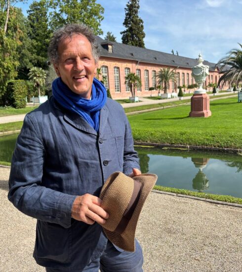 Monty Don: Španielske záhrady a Monty Don: Záhrady Porýnia