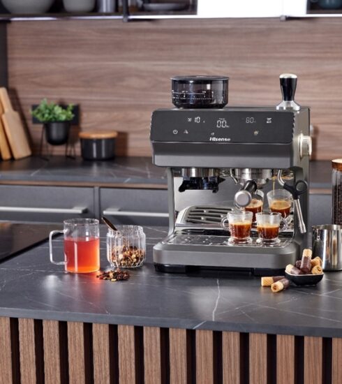 kávovar Hisense HSACM20LP